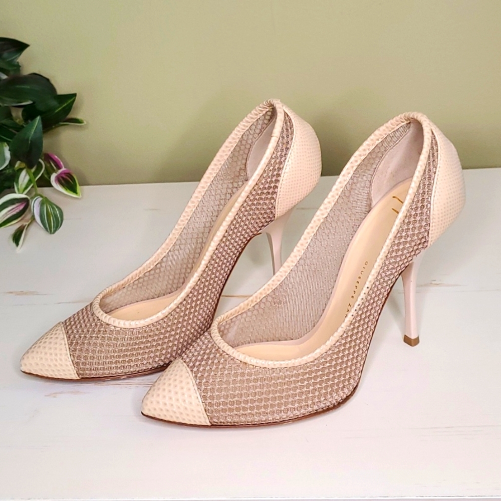 Giuseppi Zanotti | Beige Mesh and Leather Pumps Sz 37